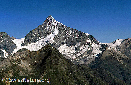 Foto: Schalijoch und Weisshorn von SE (Gornergrat).
Vorgelagert das Mettelhorn.
Aufnahme ab Dia.