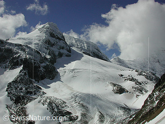 Foto: Im Aufstieg zum Sattel; Blick Richtung Hillehorn