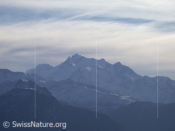 Foto: Alphubel und Mischabelgruppe vor Wetterwechsel von NE (Bettmeralp).