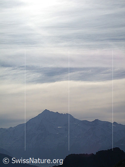 Foto: Weisshorngruppe vor Wetterwechsel von NE (Bettmeralp)