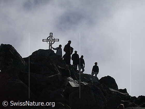 Foto: Gipfelrast auf dem Eggishorn.