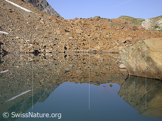 Foto: Spiegelung im untersten Geisspfadsee.