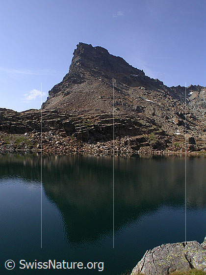 Foto: Rothorn, Original und Spiegelung im Geisspfadsee.