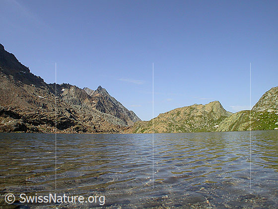 Foto: Blick über den Geisspfadsee mit kleinen Wellen.