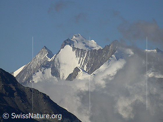 Foto: Im Aufstieg zum Spitzhorli (Nanzlicke): Blick zum Mischabel (Täschhorn, Lenzspitz, Dom, Nadelhorn, Stecknadelhorn. Davor: Ulrichshorn)