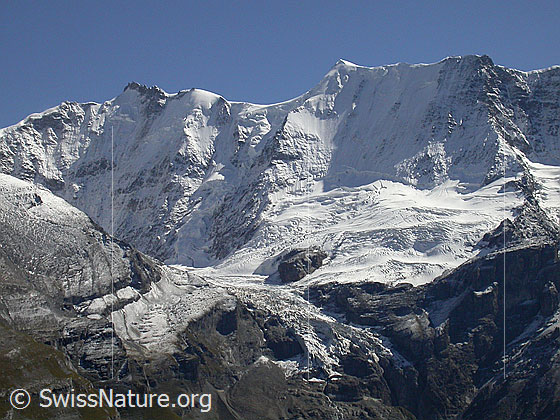 Foto: Gletscherhorn, Rottal und Äbeni Flue von NNW (oberhalb Mürren). Zu sehen sind die Nordwände der beiden Gipfel.