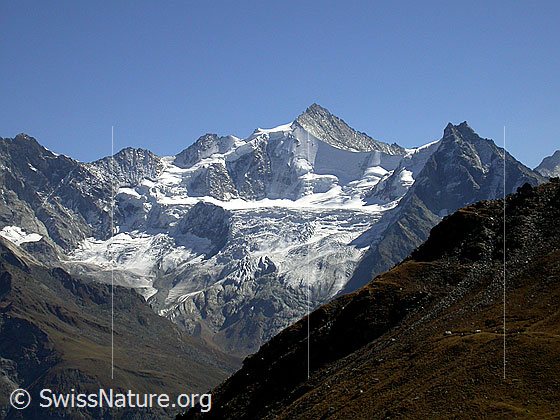 Foto: Schalihorn, Zinalrothorn, Besso von NW.
Davor der Glacier de Moming.
