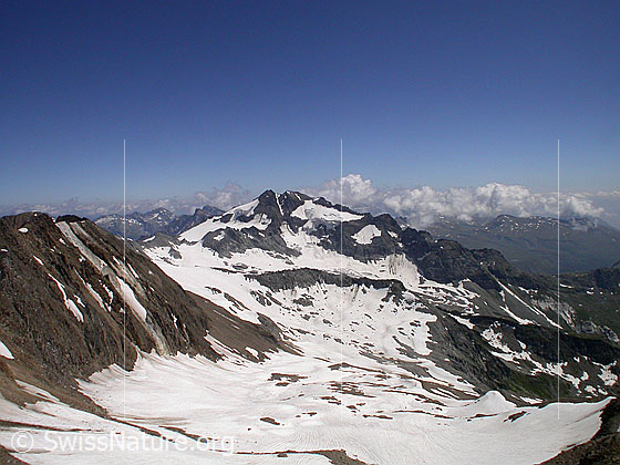Foto: Gipfel des Turbhorn: Strahlgrät (mit Dolomitband) und Ofenhorn.