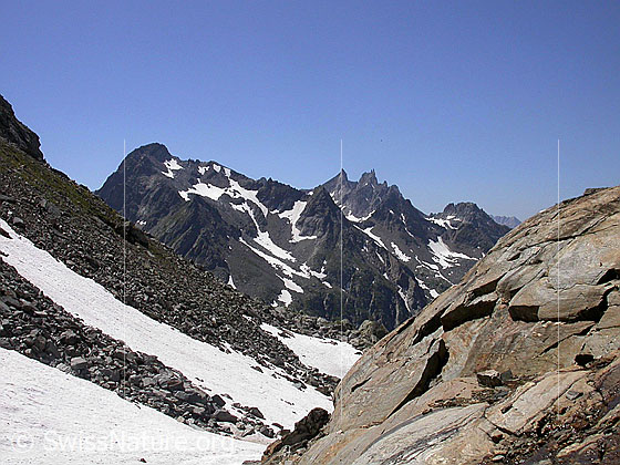 Foto: Eggerofe: Blick zu Albrunhorn und Schinhörner.