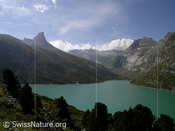 Foto: Zervreilahorn und Zervreilasee.