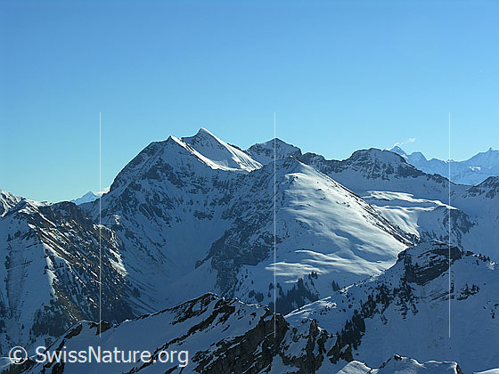 Foto: Blick vom Ankestock zur Männliflue, Winterhorn, Erbithore, Galmschibe und Wyssi Flue.