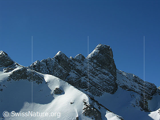 Foto: Im Abstieg vom Ankestock. Blick zur Hinderi-Spillgerte.