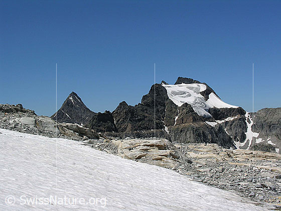 Foto: Blick vom Helsegletscher zum Bortelhonr und Hillehorn.