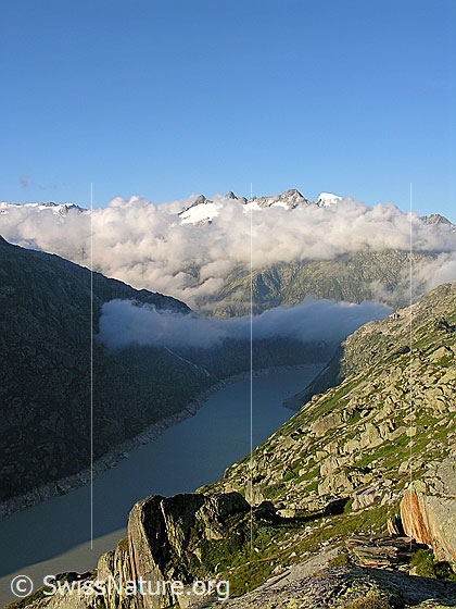 Foto: Abendstimmung über dem Grimselsee.