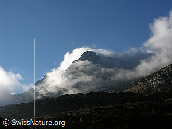Foto: Morgenstimmung am Albrunhorn.