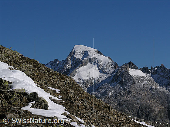 Foto: Im Abstieg vom Sidelhorn. Blick zum Galenstock und Sidelenhorn.