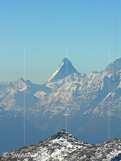 Foto: Im Aufstieg zum Sparrhorn. Blick zum Matterhorn. Im Vordergrund das Foggenhorn.