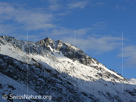 Foto: Oberhalb Andermatt. Blick zum Badus.
