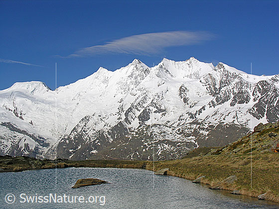 Foto: Alphubel und Mischabel von E
Alphubel - Täschhorn - Dom - Lenzspitze - Nadelhorn - Stecknadelhorn - Ulrichshorn