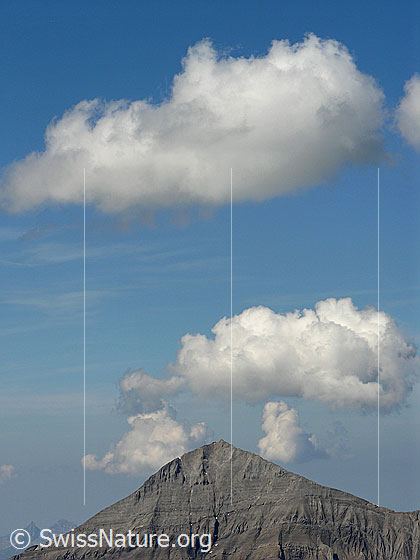 Foto: Quellwolken über dem Vorder Lohner.