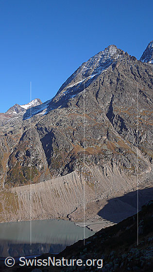 Foto: Sustenspitz, steile Seitenmoräne und Tiefblick auf den Steinsee.