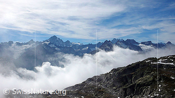 Foto: Wolkenstimmung in den östlichen Berner Alpen (Oberaarhon, Finsteraarhorn, Agassizhorn, Lauteraarhorn, Bächlistock, Hiendertelltihorn).