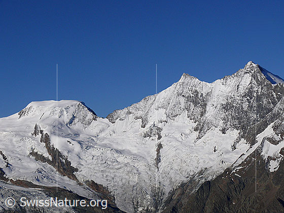 Foto: Alphubel, Täschhorn und Dom. Davor der Feegletscher.