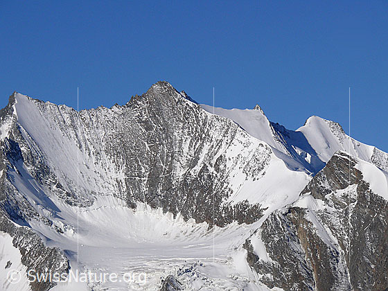 Foto: Lenzspitze, Nadelhorn, Stecknadelhorn und Hohbärghorn (Hohberghorn).
Davor der Kessel, in welchem der Hohbalmgletschers liegt.