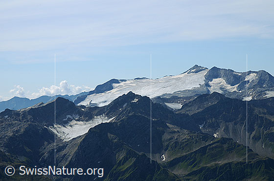 Foto: Gletscherlandschaft am Basodino und Poncione di Valleggia mit Valleggiagletscher (Ghiacciaio di Valleggia) und Basodinogletscher (Ghiacciaio del Basodino).
