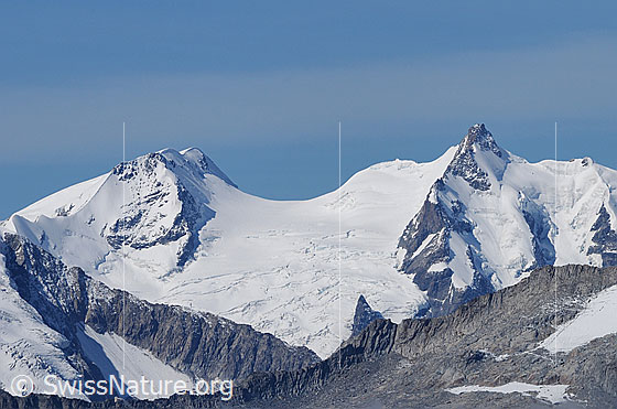 Foto: Äbeni Flue, Gletscherjoch, Gletscherhorn und Gletscherhornfirn.