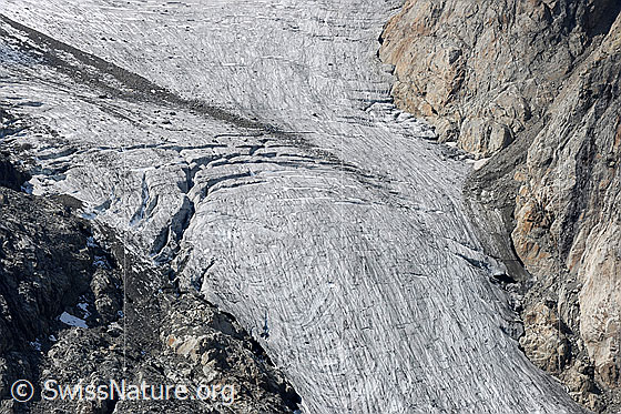 Foto: Steilimigletscher (Steinlimigletscher). Ausschnitt aus der Gletscherzunge.