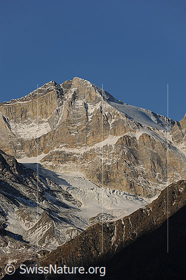 Foto: Üssers Barrhorn, Unter Stelligletscher und Pipjigletscher.