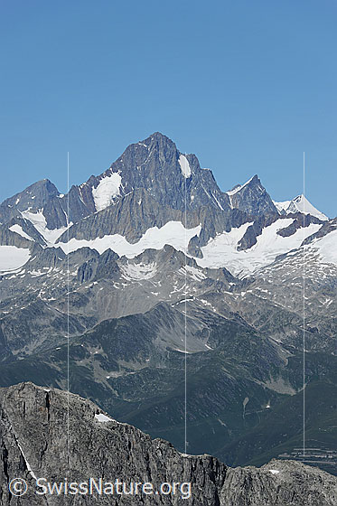 Foto: Finsteraarhorn und Agassizhorn
