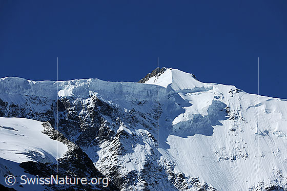 Foto: Gross Fiescherhorn mit Hängegletscher.