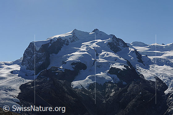 Foto: Monte Rosa (Nordend und Dufourspitze) und Parrotspitze.