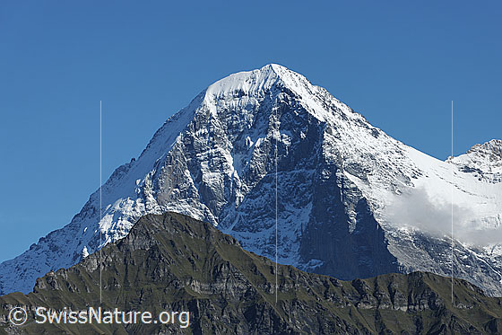 Foto: Tschuggen und Eiger (Nordwand und Westflanke).