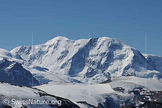Foto: Liskamm.
Davor der Stockhorngletscher N und Stockhorn.