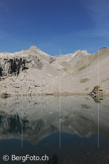 Foto: Lac de Ténéhet und Schnidejoch mit Spiegelung.