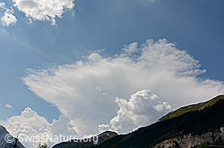 C138903: Zerfallende Ambosswolke (Cumulonimbus)