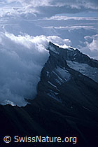 DIA87010: Wolkenstimmung am Portjengrat
