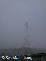 ESCN1916: Hochspannungsmast im Nebel