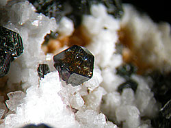 F006600: 2.5mm Anatas