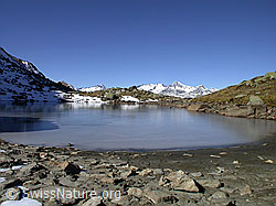 F007859: Schaplersee: Gefrorener Bergsee und Alpen