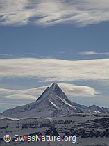 F009300: Wolkenstimmung über dem Schreckhorn