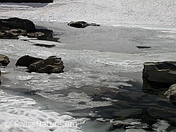 F010962: Zantmärjelesee: Auftauender Bergsee