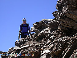 F012594: Alpinistin auf dem Gipfel des Turbhorn