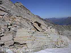 F013855: Felsband am Frunthorn mit interessanter Schichtung