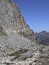 F013870: Fruntseeli und die W-Wand des Dachberg