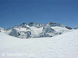 F022254: Seewischhorn, Schinhörner, Chollerhorn mit Schnee
