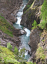 F023720: Binna fliesst durch Twingischlucht